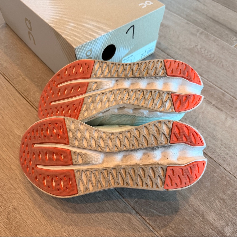 On Cloudsurfer women’s sneaker (7) - Picture 7 of 9